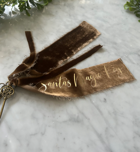 Santa’s Crushed Velvet Magic Keys - Gold on Stone